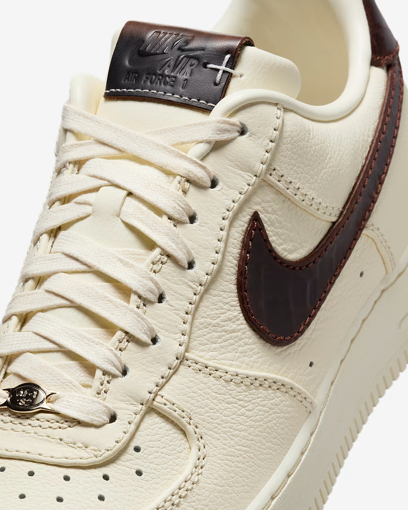 Nike Air Force 1 '07 - Image 4