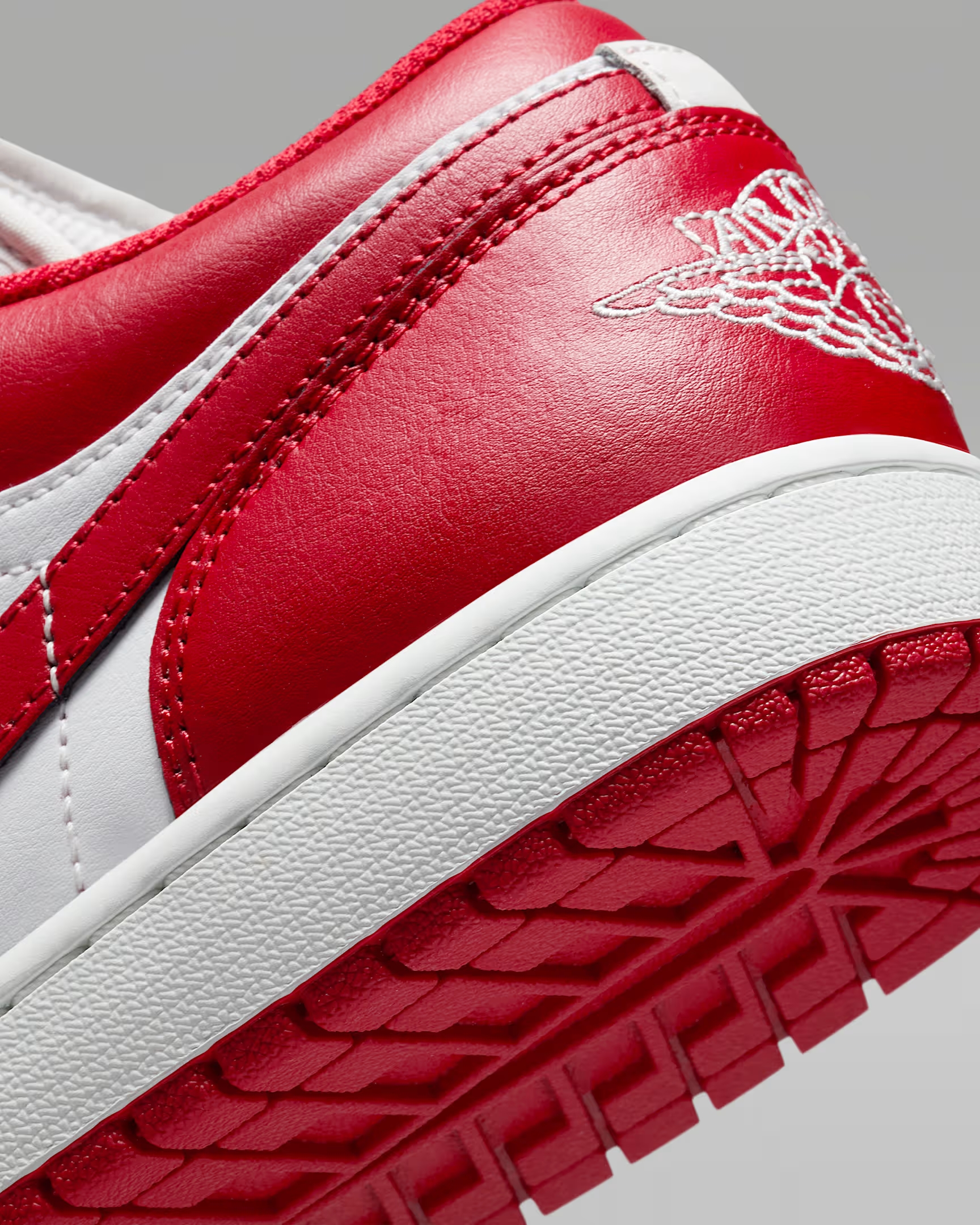 Air Jordan 1 Low - Image 3