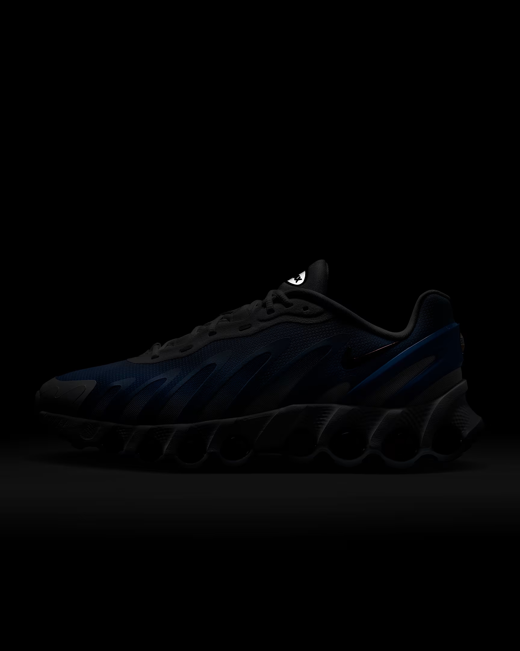 Nike Air Max Dn8 - Image 10