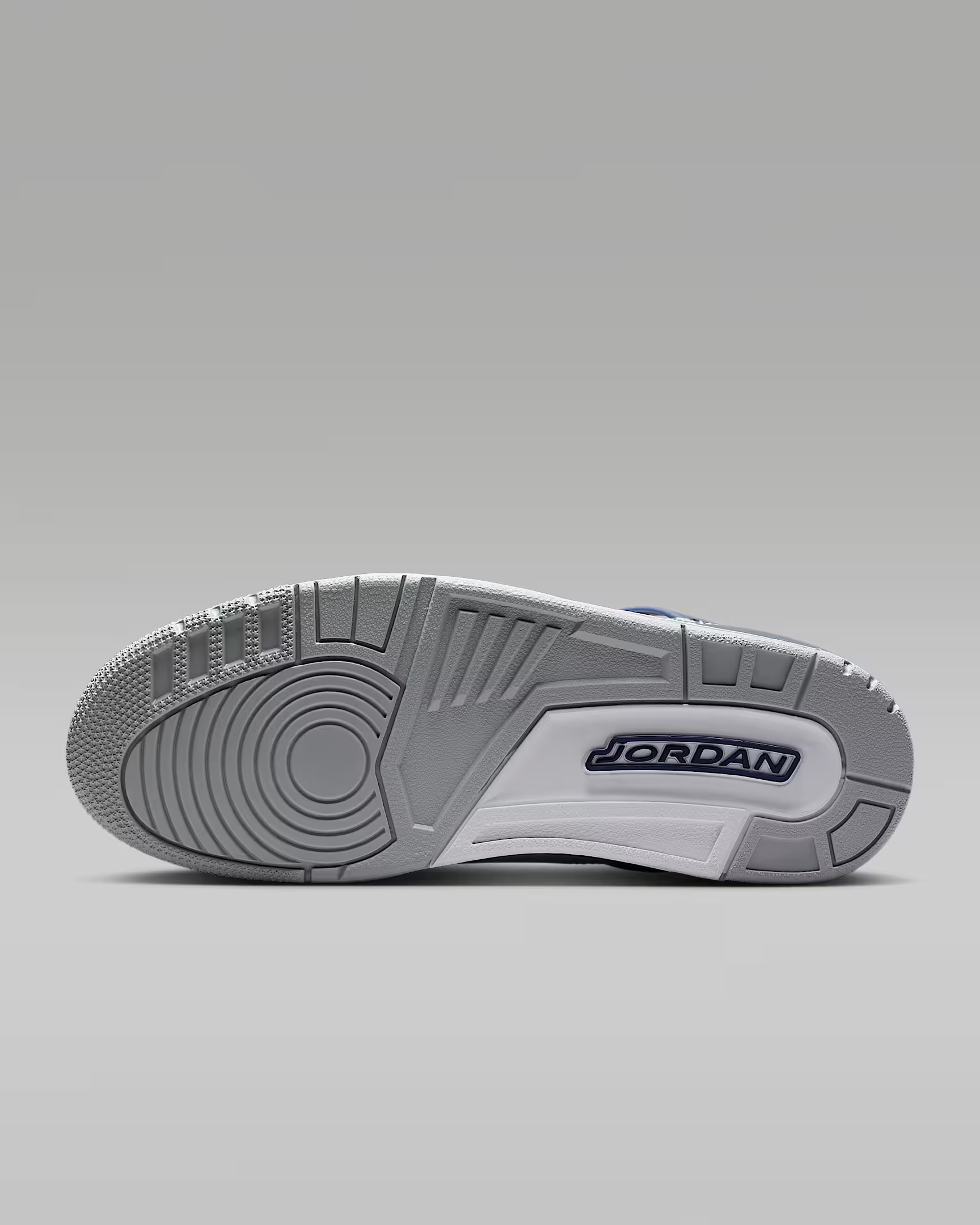 Jordan Spizike Low - Image 2