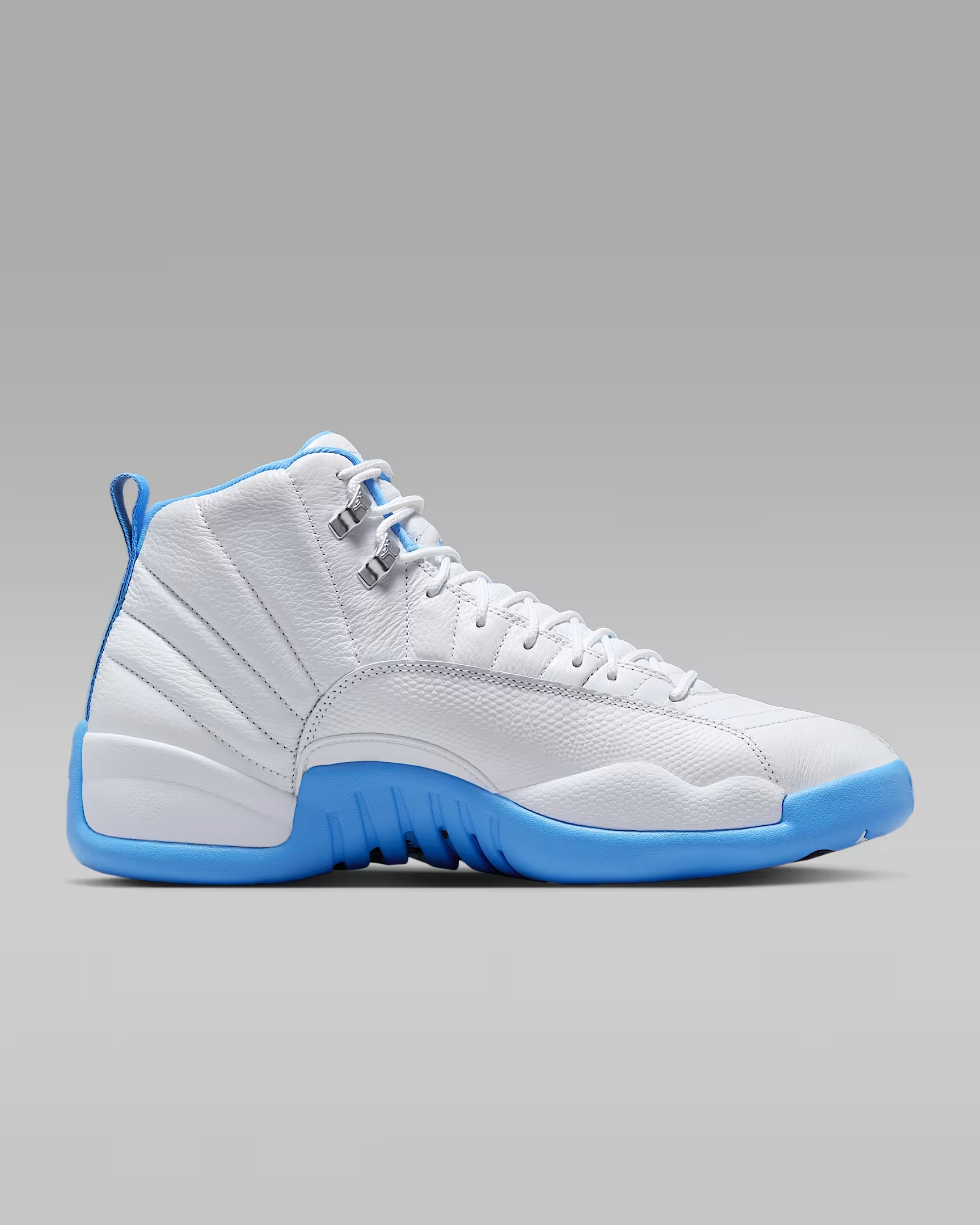Air Jordan 12 Retro "White and University Blue" - Image 3