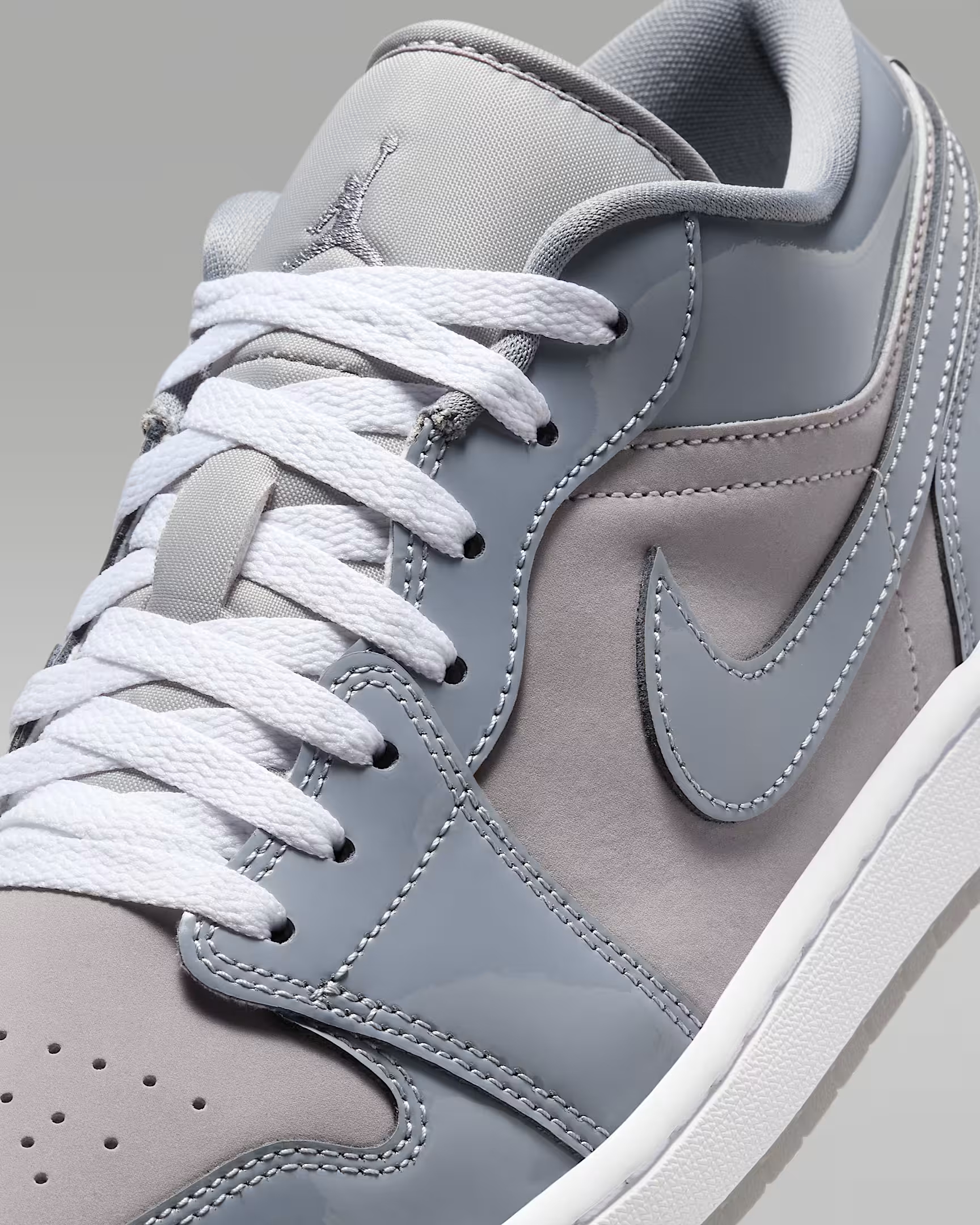 Air Jordan 1 Low SE - Image 4