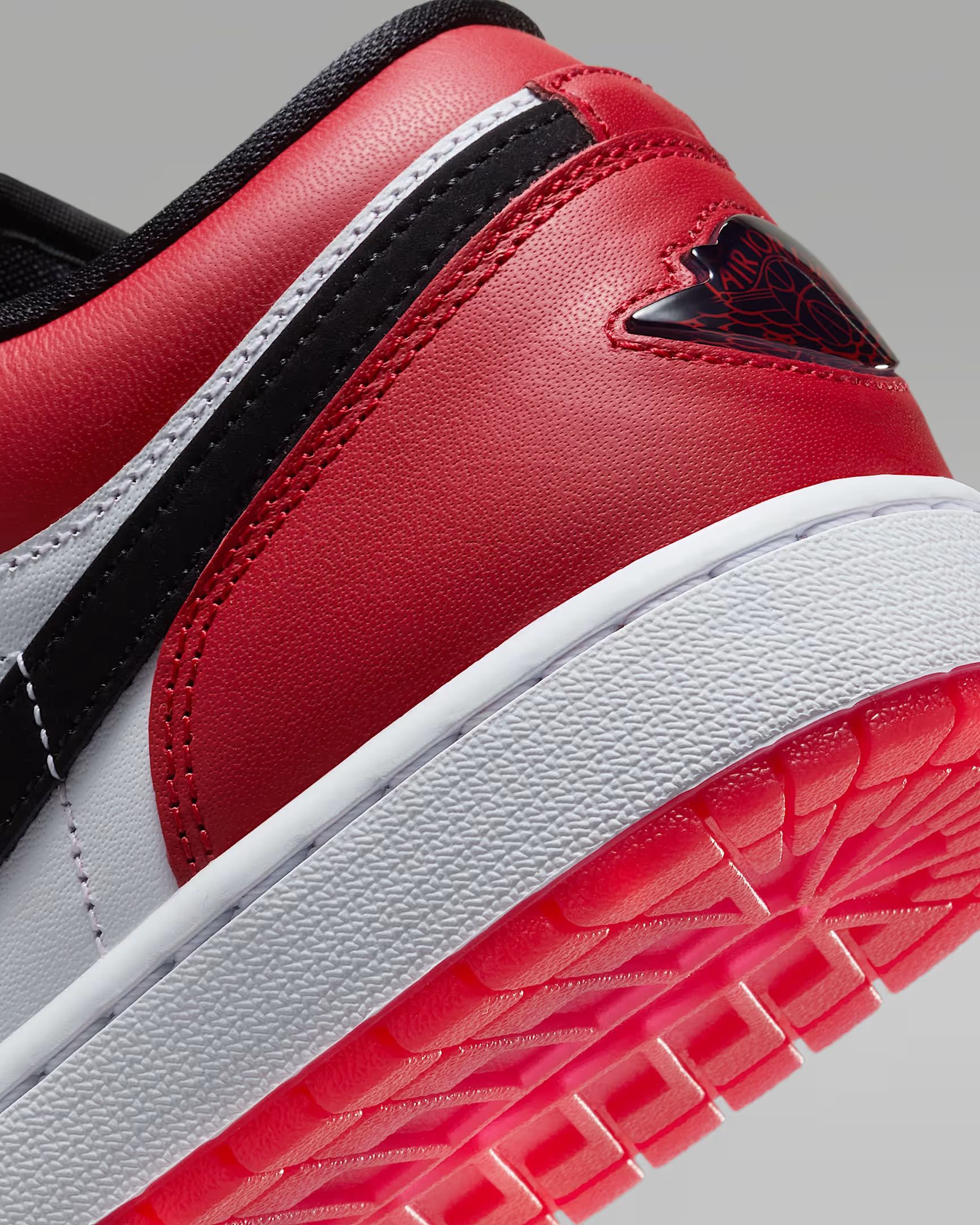 Air Jordan 1 Low SE - Image 8